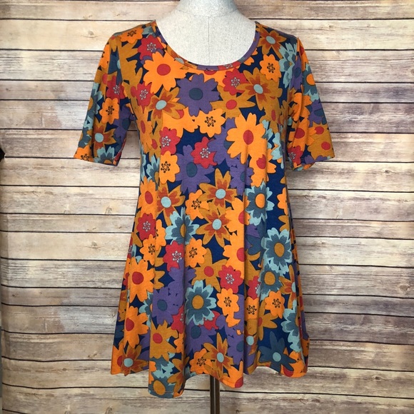 XXS LuLaRoe Perfect T - Picture 1 of 2
